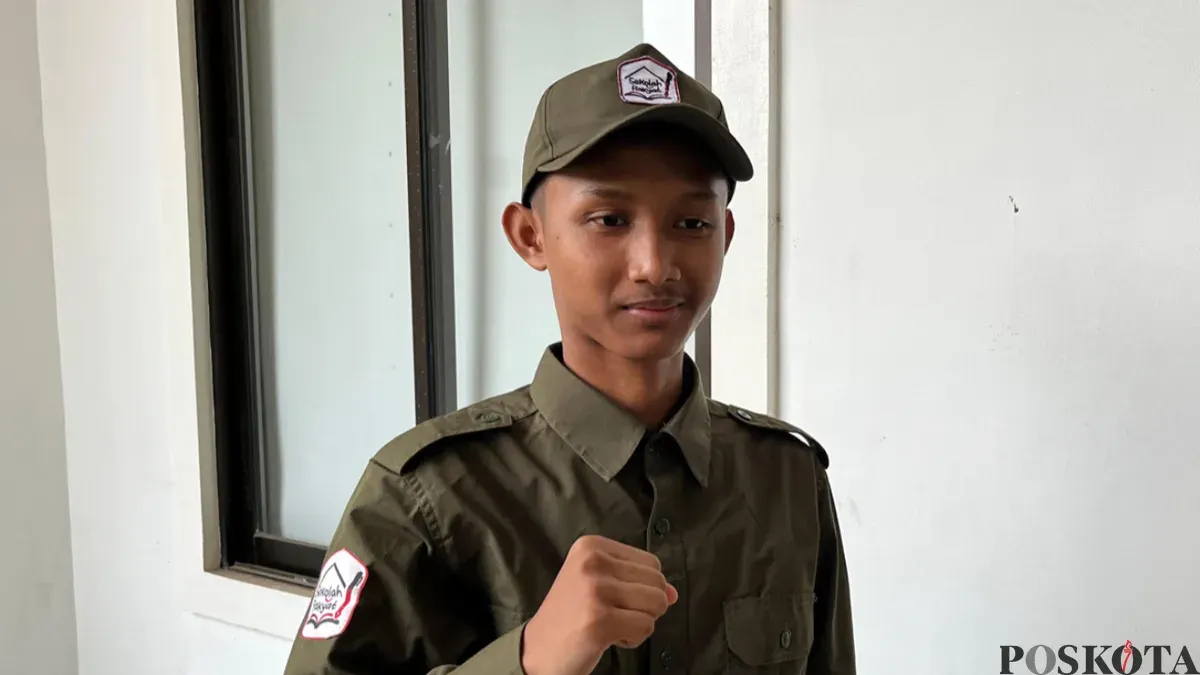 Muhammad Randi Junaidi Siswa Sekolah Rakyat Menengah Atas (SRMA) 10, Cilandak, Jakarta Selatan. (Sumber: Poskota/M. Tegar Jihad)