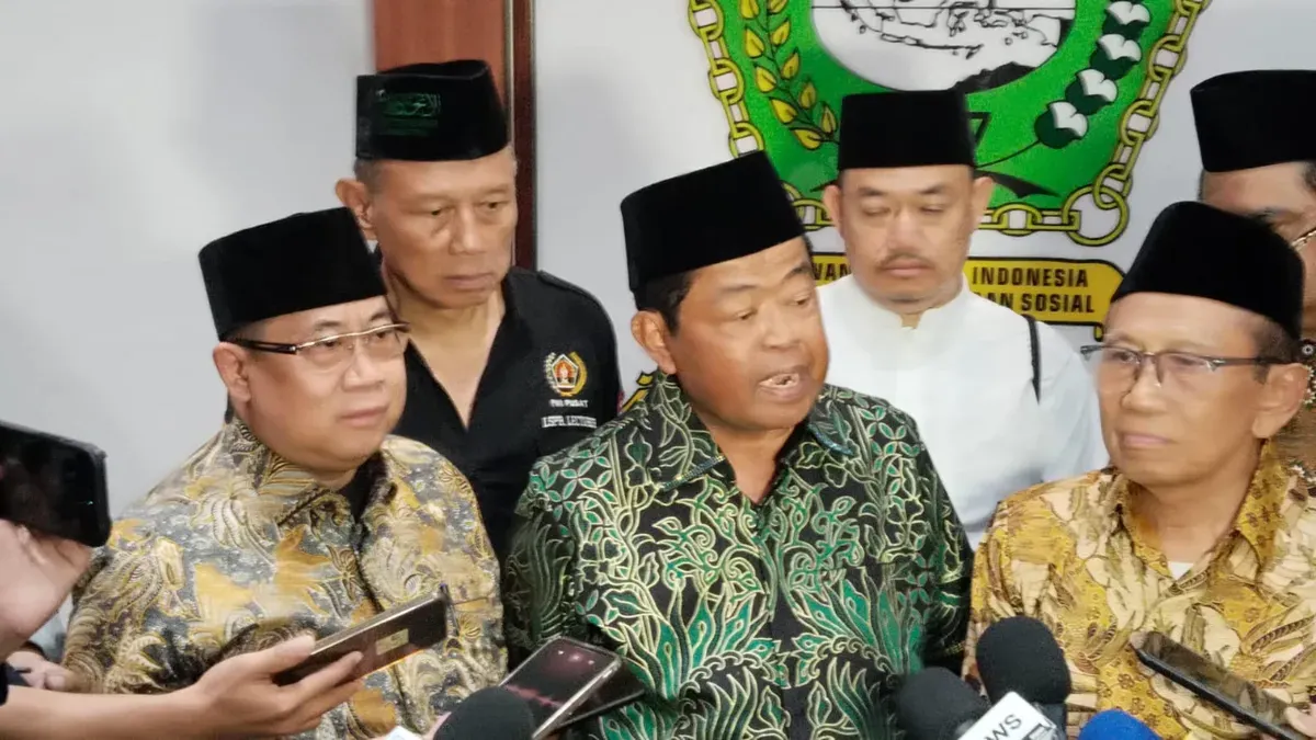 Penasihat Dewan Nasional Indonesia untuk Kesejahteraan Sosial (DNIKS), Idrus Marham saat diwawancarai awak media usai menghadiri Sarasehan Nasional di Kantor DNIKS, Jakarta, Jumat, 10 Juli 2026. (Sumber: Istimewa)