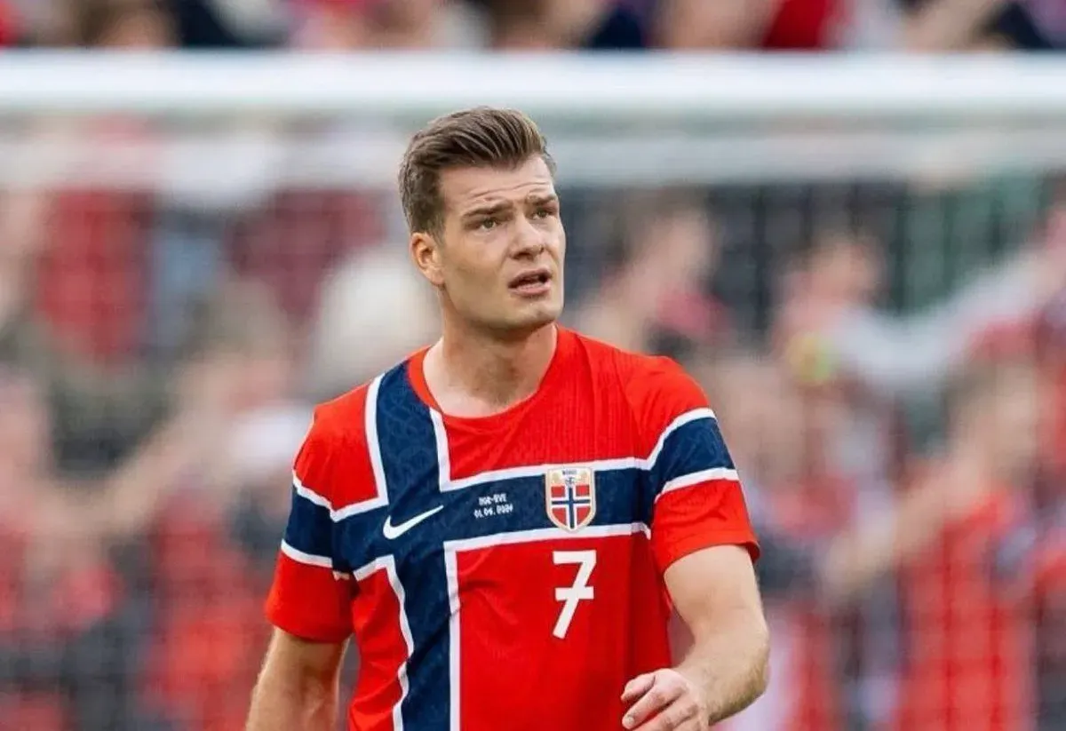 Alexander Sorloth menjelaskan momen kontroversial saat memilih menembak ketimbang mengoper kepada Erling Haaland dalam laga Norwegia vs Inggris di perempat final Piala Dunia 2026. (Sumber: X/@PeakSxnti)