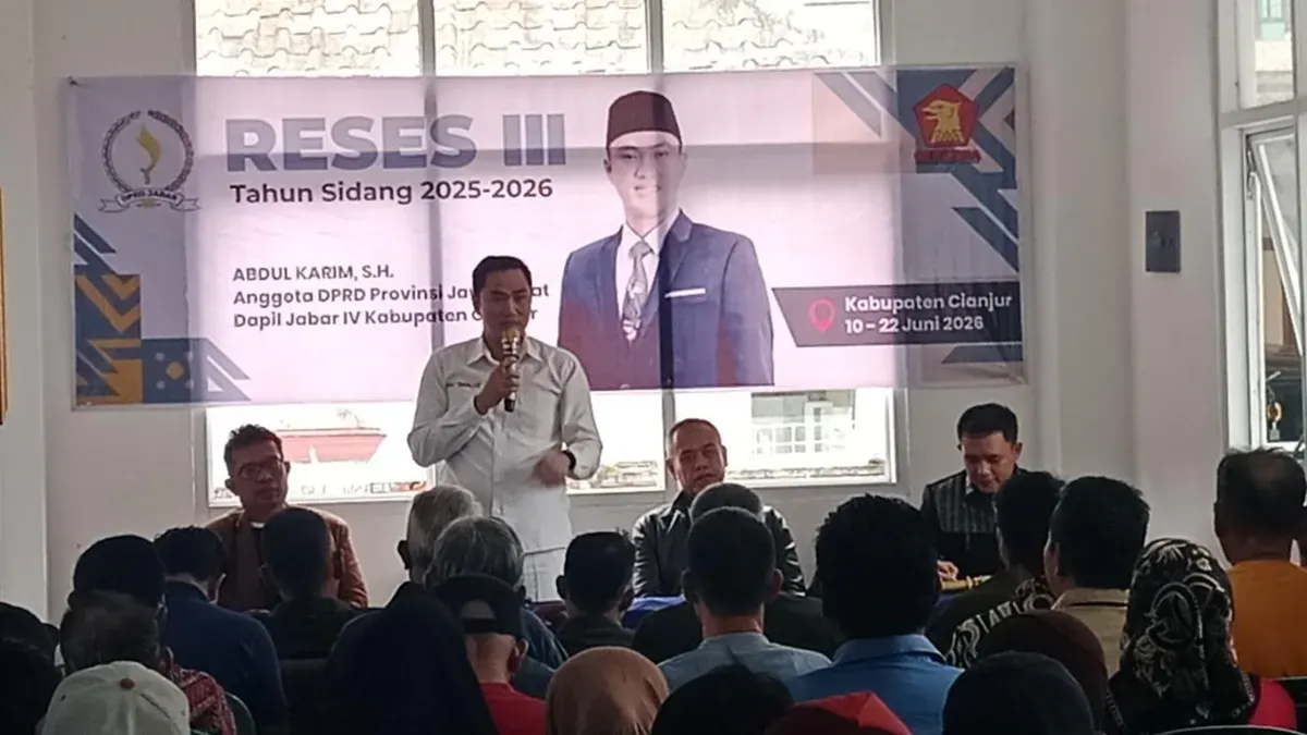 Anggota DPRD Jabar, Abdul Karim saat menggelar Reses III Tahun Sidang 2025-2026 di Desa Ciwalen, Kecamatan Warungkondang, Kabupaten Cianjur, Senin, 15 Juni 2026. (Sumber: Dok. Istimewa)