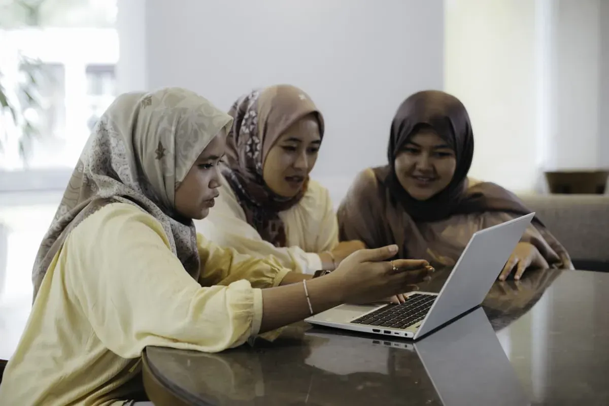 ILUSTRASI - Peserta mengikuti tes IELTS sebagai salah satu persyaratan pengajuan Working Holiday Visa (WHV) Australia.