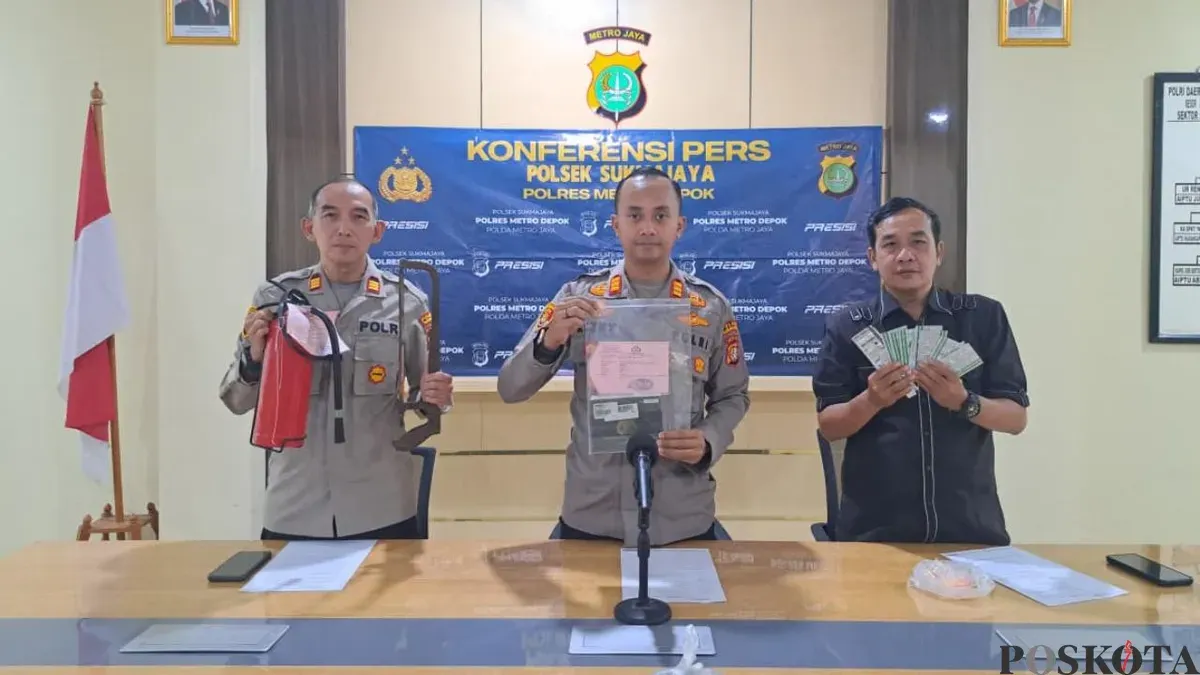Jumpa pers pengungkapan curanmor dan obat keras di Mapolsek Sukmajaya, Kota Depok. (Sumber: Poskota/Angga Pahlevi)