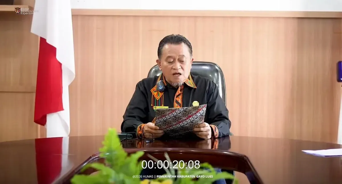 Asisten I Bidang Pemerintahan, Keistimewaan Aceh, dan Kesejahteraan Rakyat Sekretariat Daerah Kabupaten Gayo Lues, Nevi Rizal menyampaikan surat pengunduran dirinya. (Sumber: Instagram/@destinasigayo)