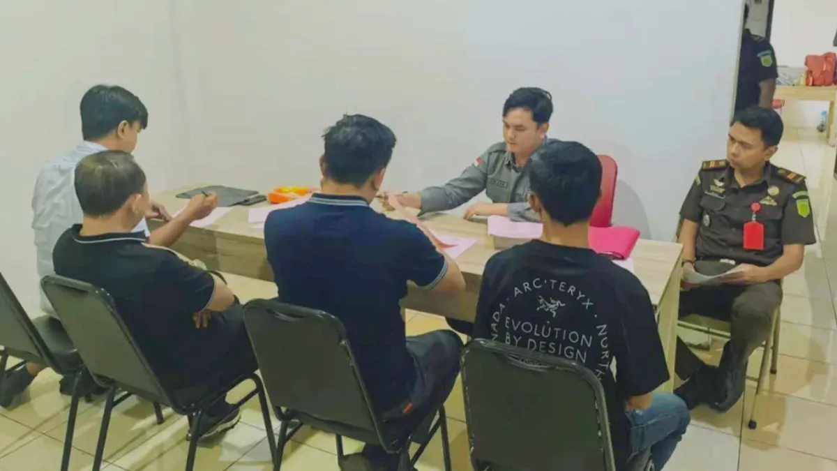 Seorang anggota DPRD Kabupaten Bekasi berinisial NY ditetapkan sebagai tersangka dalam kasus dugaan pengeroyokan. (Sumber: Polres Metro Bekasi)