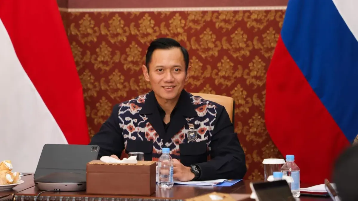 Menko Infra AHY bertemu Duta Besar RI untuk Rusia Jose A.M. Tavares, jajaran KBRI Moskow, dan perwakilan diaspora di Rusia, Minggu, 31 Mei 2026. (Sumber: Dok. Kemenko Infra)