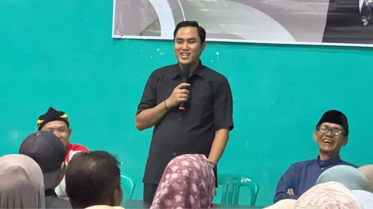 Anggota DPRD Provinsi Jabar, Abdul Karim saat kegiatan Pengawasan Penyelenggaraan Pemerintahan di Desa Sukamaju, Kecamatan Cianjur, Kabupaten Canjur. (Sumber: Dok. Istimewa)