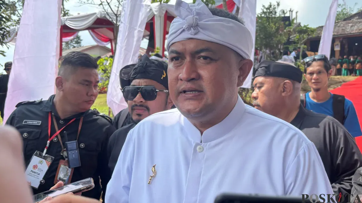 Bupati Bogor Rudy Susmanto saat memberikan keterangan pers usai rapat paripurna perayaan Hari Jadi Bogor (HJB) ke-544 di Desa Malasari, Kecamatan Nanggung, Kabupaten Bogor, Rabu 3 Juni 2026. (Sumber: Poskota/Giffar Rivana)