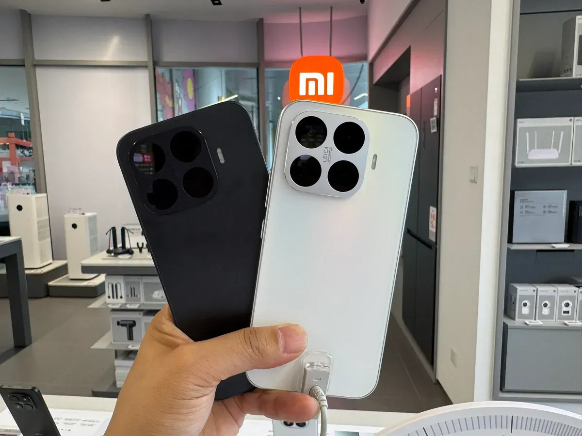 Review Xiaomi 17T yang telah resmi dirilis di Indonesia pada 2 Juni 2026. (Sumber: X/@smartphonesfans)