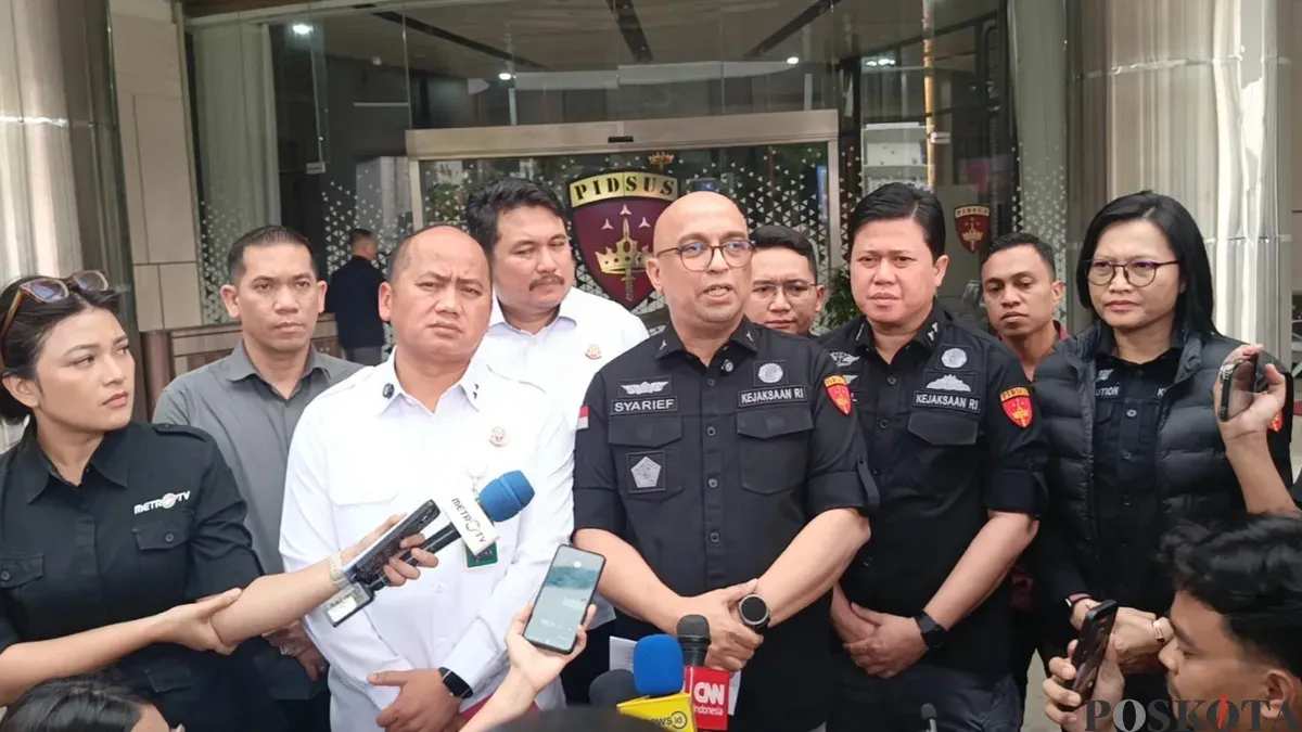 Direktur Penyidikan Jaksa Agung Muda Tindak Pidana Khusus (Jampidsus) Kejaksaan Agung, Syarief Sulaeman Nahdi saat ditemui di Kejagung, Jakarta Selatan, Selasa, 23 Juni 2026. (Sumber: Poskota/Ali Mansur)