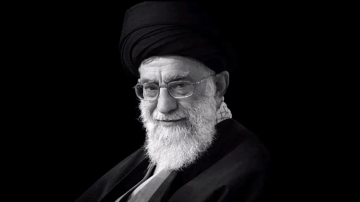 Ayatollah Ali Khamenei Pemimpin tertinggi Iran yang telah wafat (Sumber: Pinterest/@rizwan naqfi)