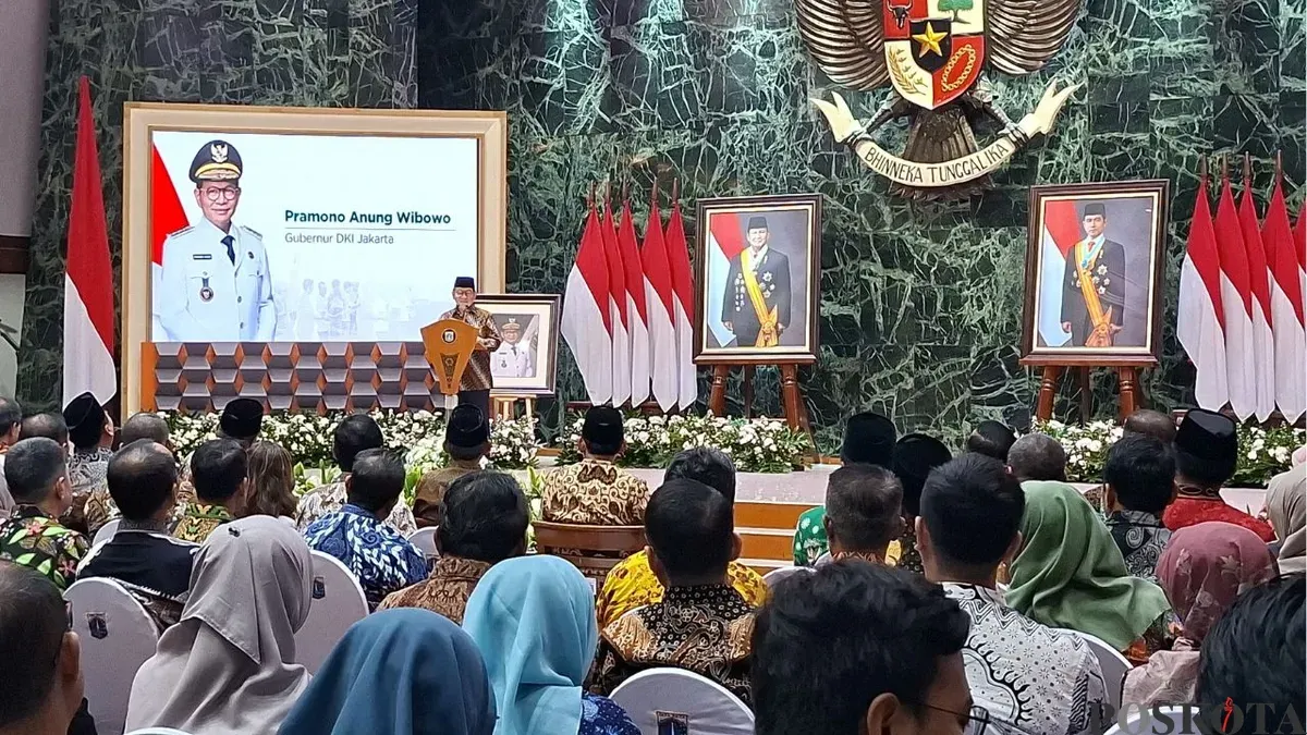 Gubernur Jakarta, Pramono Anung menyampaikan target Bazis di Balai Kota Jakarta, Jakarta Pusat, Kamis, 5 Maret 2026. (Sumber: Poskota/M. Tegar Jihad)
