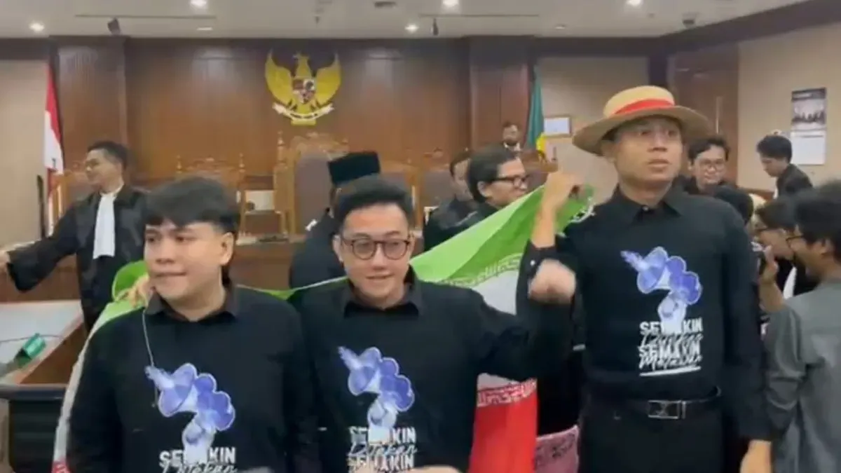 PN Jakpus membebaskan Direktur Lokataru Foundation, Delpedro Marhaen bersama tiga aktivis lainnya dalam perkara terkait demonstrasi yang berujung ricuh pada Agustus 2025, Jumat, 6 Maret 2026. (Sumber: Istimewa)