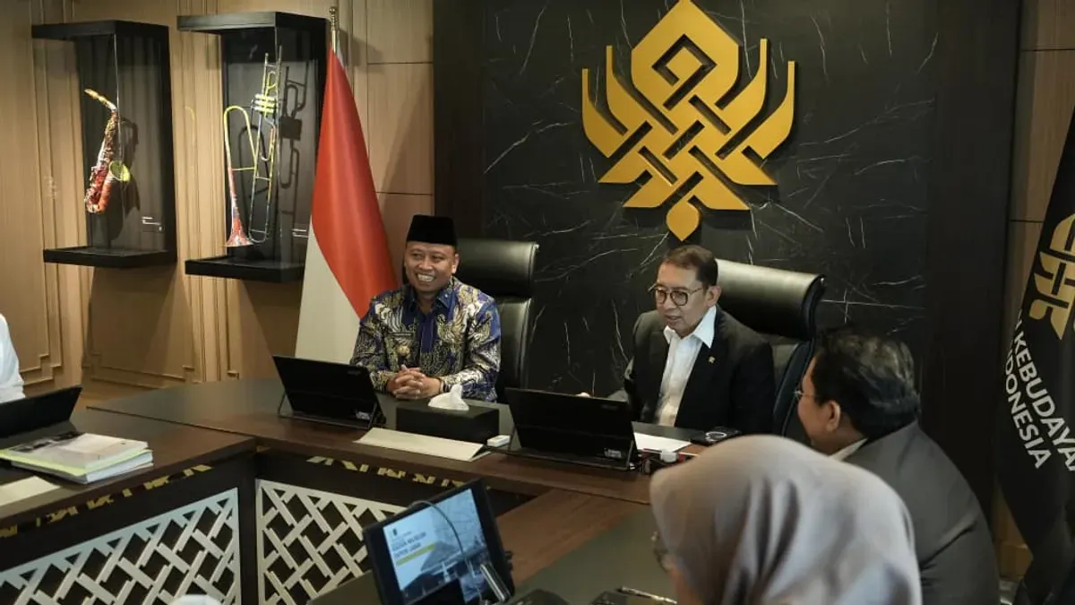 Wali Kota Depok, Supian Suri bersama Menbud Fadli Zon di Kantor Kemenbud, Jakarta Selatan, Sabtu, 7 Maret 2026. (Sumber: Dok. Istimewa)