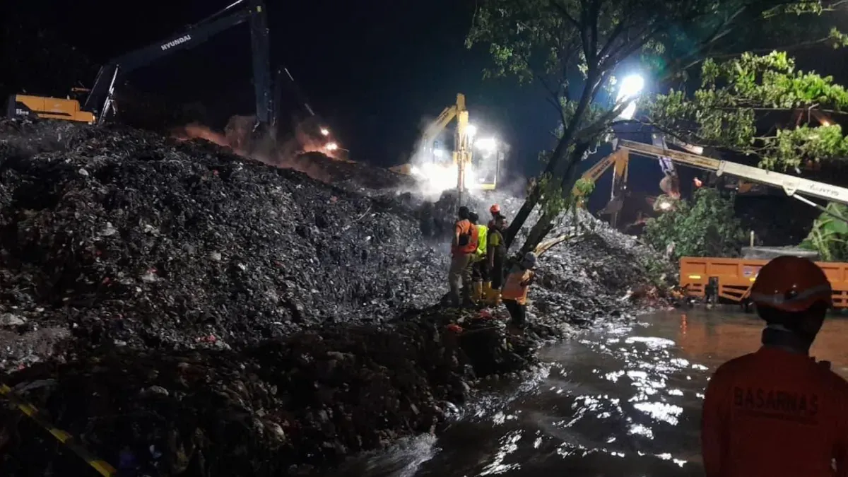 Situasi TPST Zona 4A usai longsor pada Minggu, 8 Maret 2026. (Sumber: Kominfotik Pemda Jakarta)
