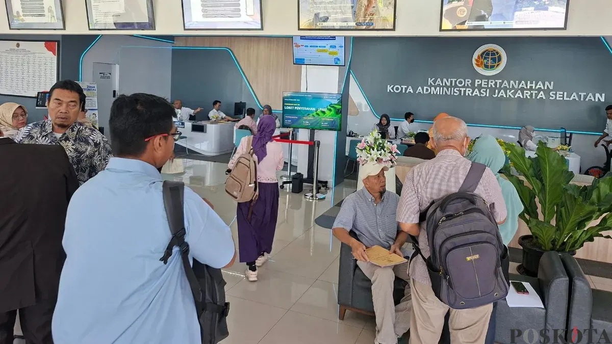 Suasana Kantor ATR/BPN Jakarta Selatan di Tanjung Barat, Jagakarsa, Selasa, 10 Maret 2026. (Sumber: Poskota/Angga Pahlevi)