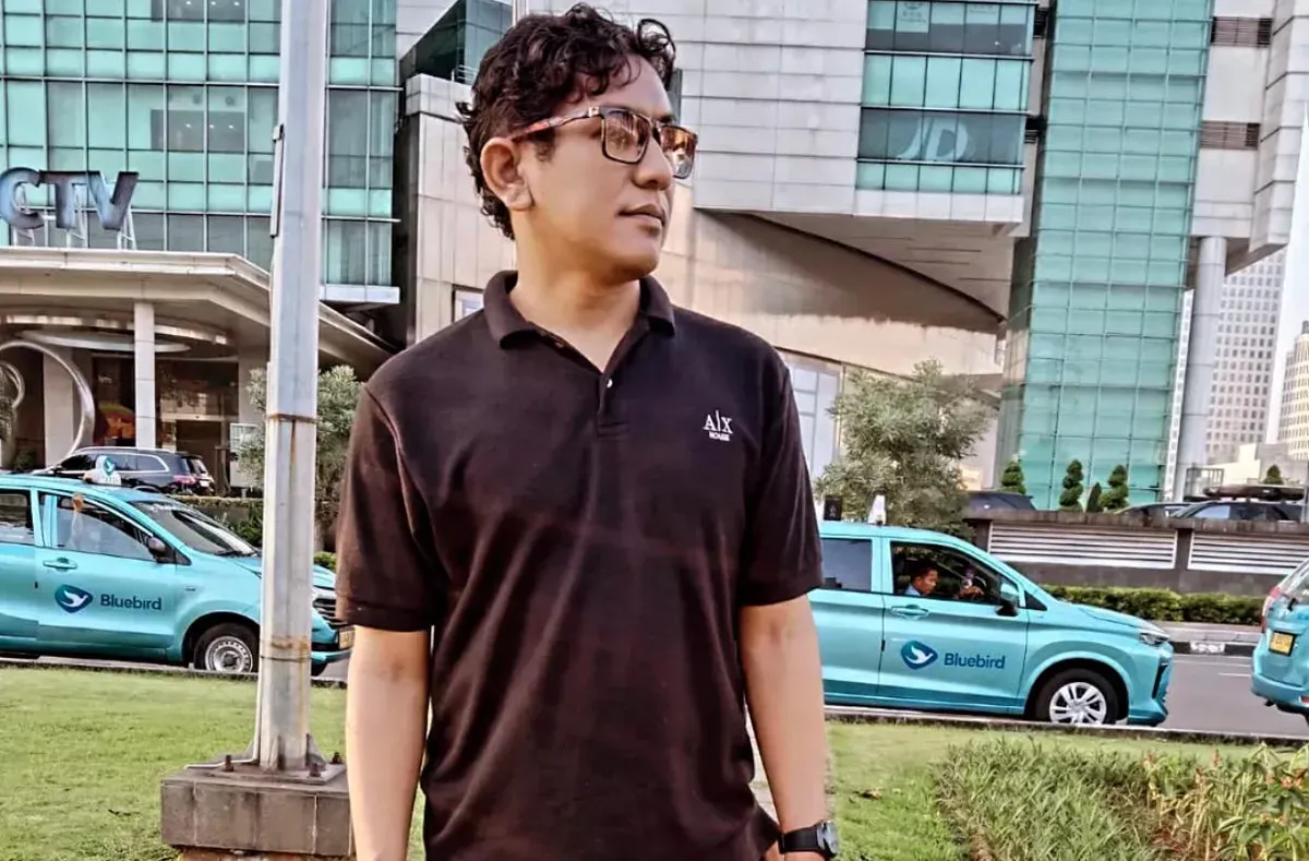 Dosen Universitas Pamulang (UNPAM), Franka Hendra Sukma, yang diduga melakukan pelecehan di KRL. (Sumber: Instagram/@frankahendra)