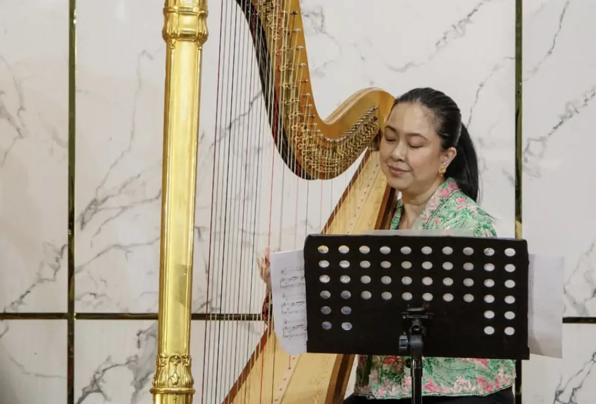 Aktris Maya Hasan kembali mencuri perhatian publik setelah tampil sebagai Mama Ancika dalam film Dilan ITB 1997. (Sumber: Instagram/@mayahasan)