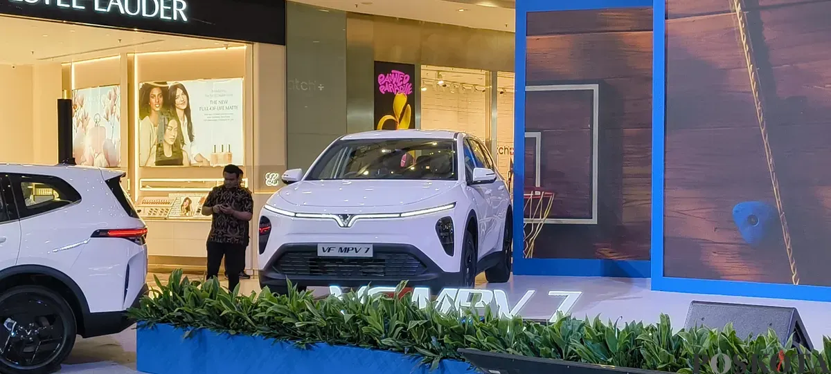 VinFast Indonesia resmi meluncurkan MPV listrik terbaru bernama VinFast VF MPV 7 (Sumber: Poskota/ Dimas Prassetyo)