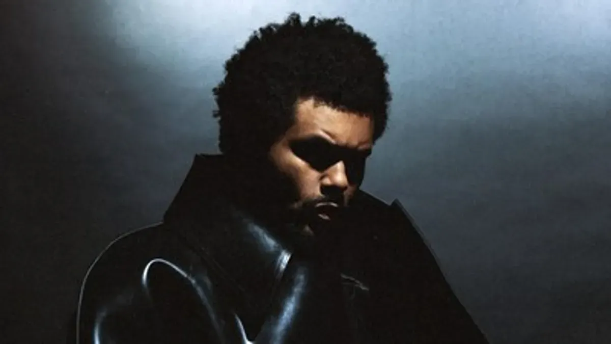 Abel Tesfaye atau The Weeknd saat tampil di atas panggung. Abel merupakan nama asli penyanyi Kanada yang dikenal melalui nama panggung The Weeknd. (Sumber: Instagram/@theweeknd)
