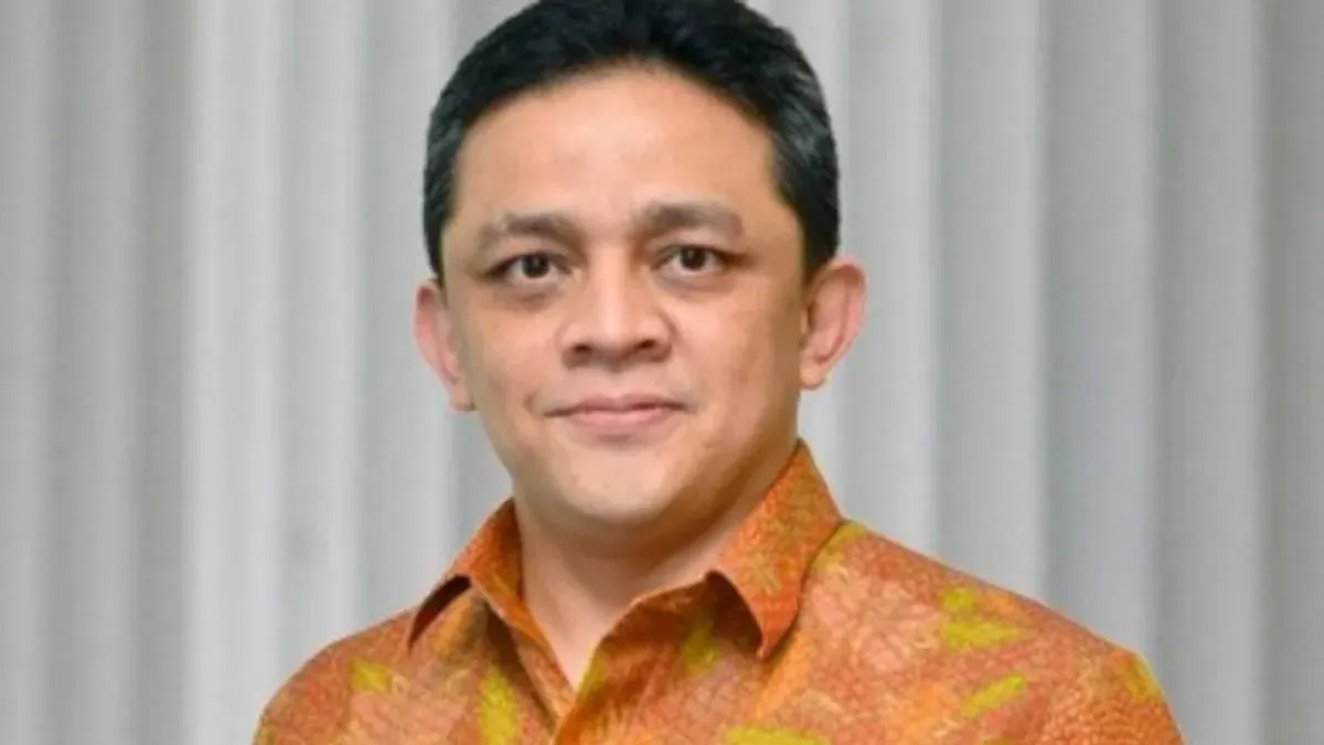 Luky Alfirman yang saat ini dilantik jadi Wamenkeu pernah terseret kasus pengadaan anggaran motor listrik MBG hingga dipecat Purbaya. (Sumber: Dok. Kemenkeu)