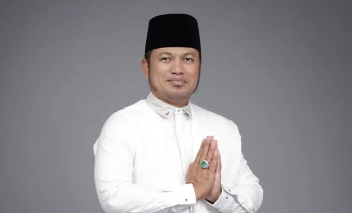 Gubernur Kalimantan Timur Rudy Mas’ud menjadi sorotan setelah foto dirinya di sebuah restoran di Singapura beredar di media sosial. (Sumber: Biro Adpim Setdaprov Kaltim)