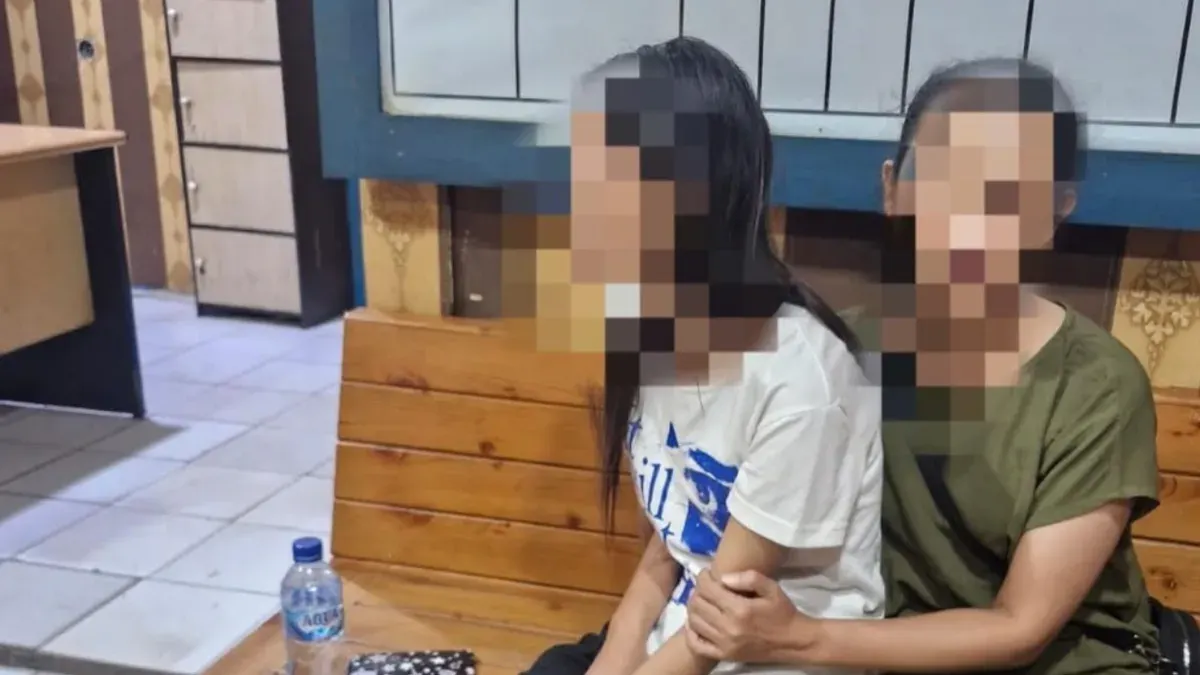 ZR saat berada di Mapolsek Kragilan sebelum dibawa pulang ibundanya. (Sumber: Polsek Kragilan)
