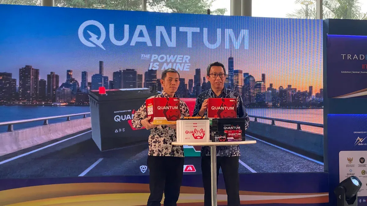 PT Astra Otoparts Tbk resmi memperbarui desain terbaru baterai Quantum dalam ajang Trade Expo Indonesia (TEI) 2026 di ICE BSD pada 14 Oktober 2026. (Sumber: Poskota/Herdyan Anugrah)