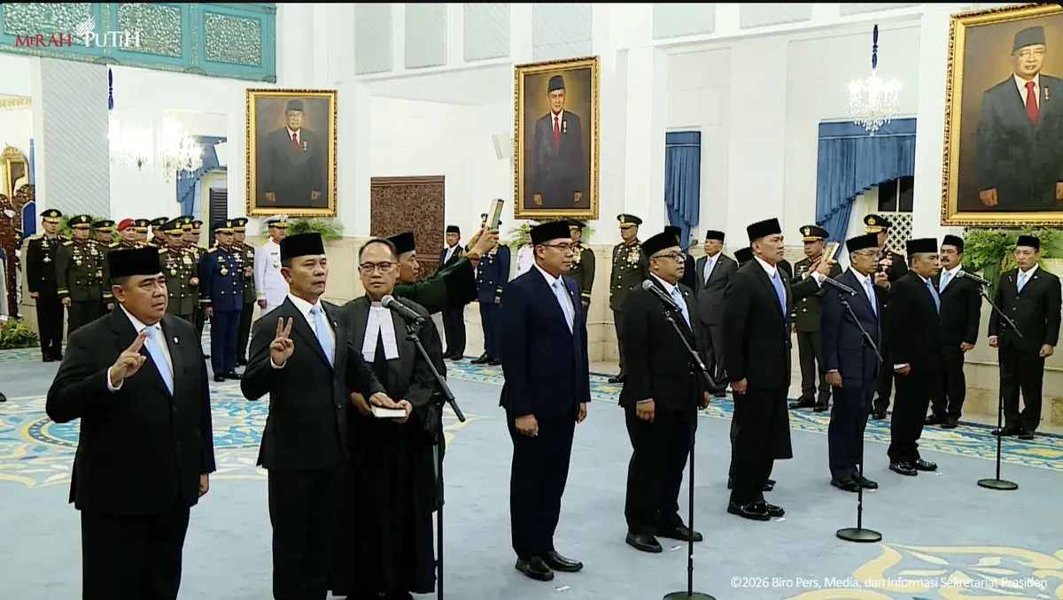 Letjen TNI Richard Tampubolon resmi dilantik Presiden Prabowo Subianto sebagai Wakil Menteri Pertahanan pada Kamis, 15 Oktober 2026. (Sumber: YouTube/Sekretariat Presiden)