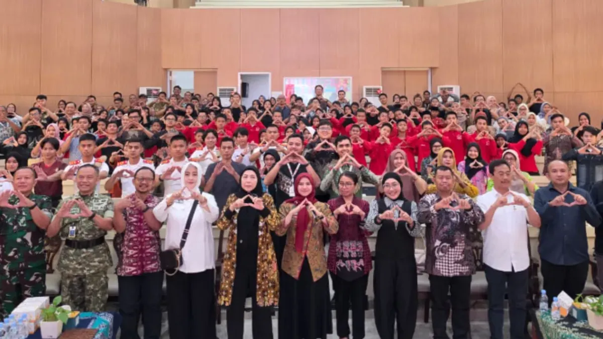 Anggota DPD RI DKI Jakarta, Fahira Idris saat menghadiri Open House Sekolah Rakyat Terintegrasi 1 Jakarta Pusat. (Sumber: Istimewa)