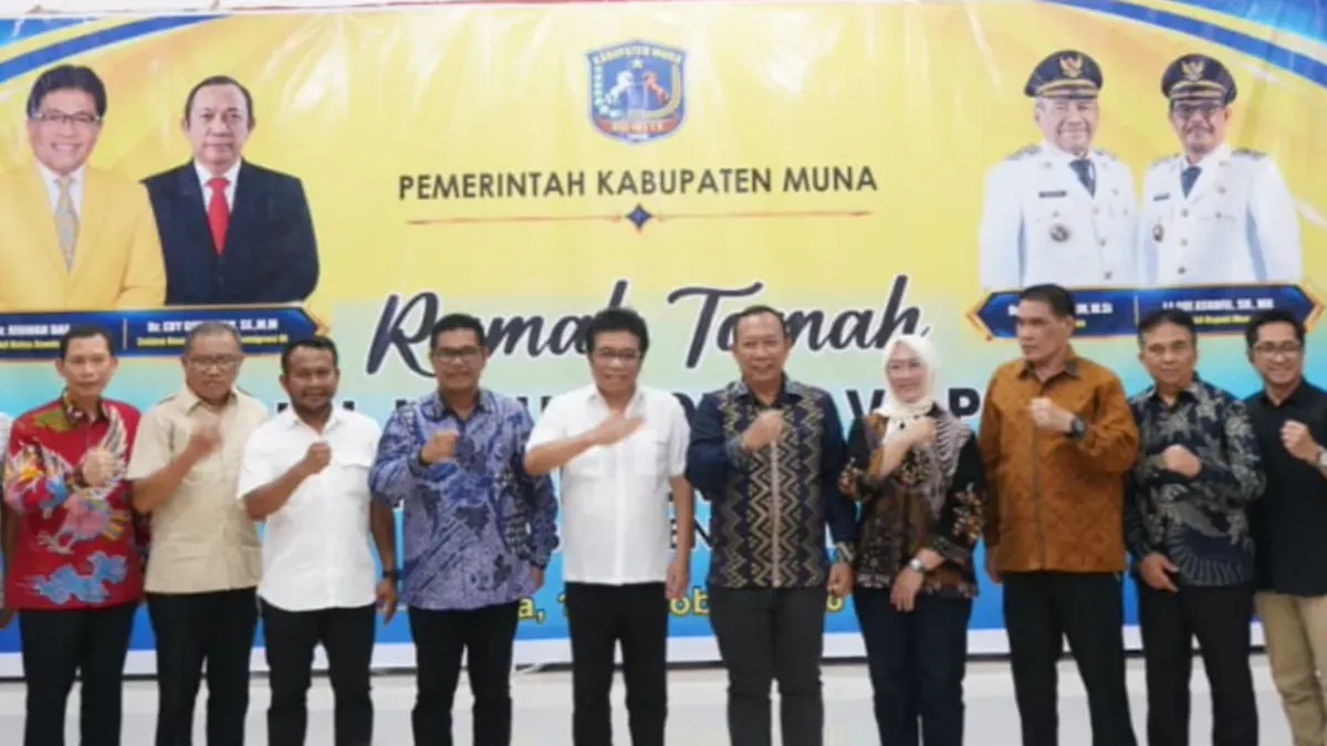 Penyerahan 100 Sertipikat Hak Milik (SHM) tanah di Kabupaten Muna, Sulawesi Tenggara, Kamis, 8 Oktober 2026. (Sumber: Istimewa)