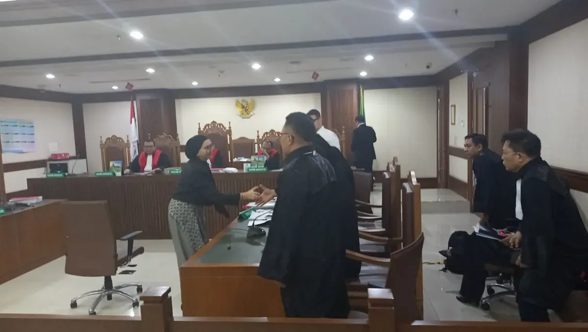 Ahli Hukum Pidana Universitas Indonesia (UI) Flora Dianti memberikan keterangan dalam sidang lanjutan perkara dugaan pemerasan dengan terdakwa Bangun Paulus Tudungta di Pengadilan Negeri Jakarta Pusat, Rabu (21/10/2026). (Sumber: Istimewa)