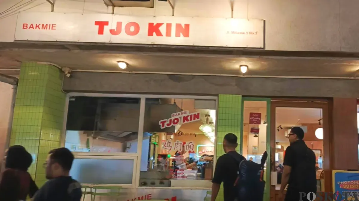 Bakmie Tjokin di Blok M. (Sumber: Poskota/Ali Mansur)