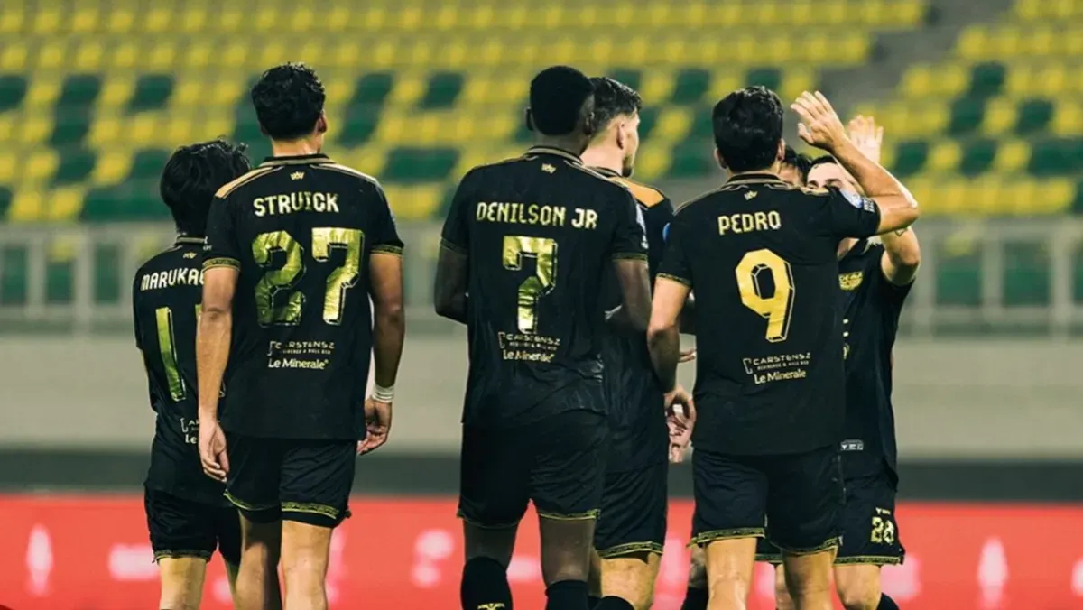 Link live streaming Arema FC vs Dewa United di Super League 2026/2027 sore ini. (Sumber: Instagram/@dewaunitedfc)