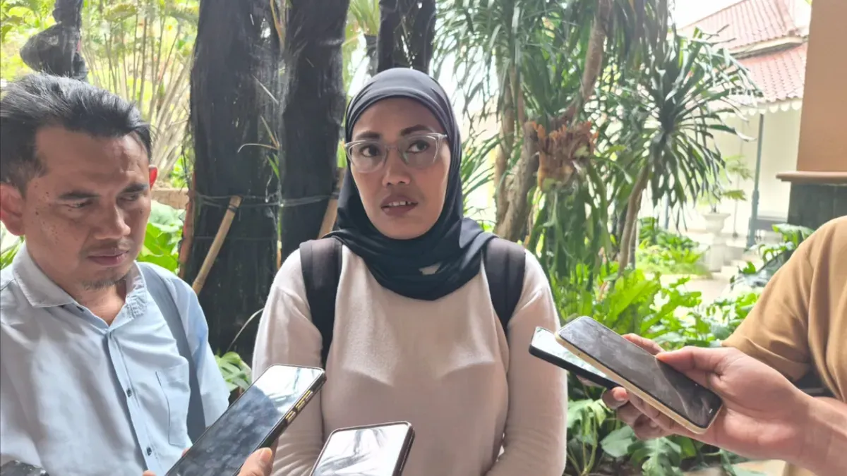 Perwakilan Warga Jakarta Bersatu, Novi saat di wawancara di Balai Kota DKI Jakarta, Senin (26/10/2026). (Sumber: Istimewa)