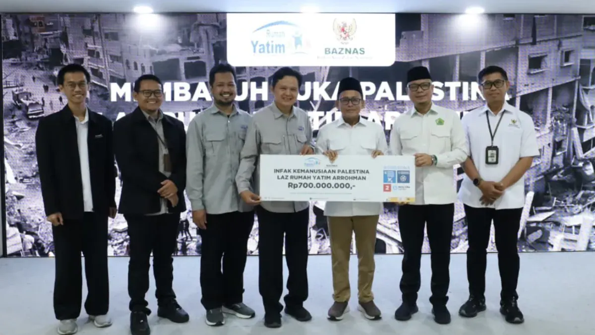 Baznas RI kembali menerima infak kemanusiaan tahap keempat dari Lembaga Amil Zakat (LAZ) Rumah Yatim Arrohman sebesar Rp700 juta. (Sumber: Baznas)