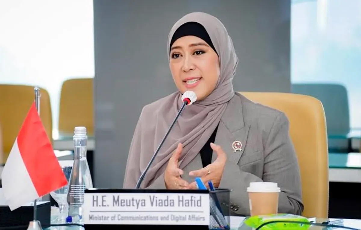 Menkomdigi Meutya Hafid menanggapi pernyataan mantan anggota Parlemen Singapura, Calvin Cheng, mengenai kabel internet bawah laut dan konektivitas digital Indonesia. (Sumber: Partai Golkar)