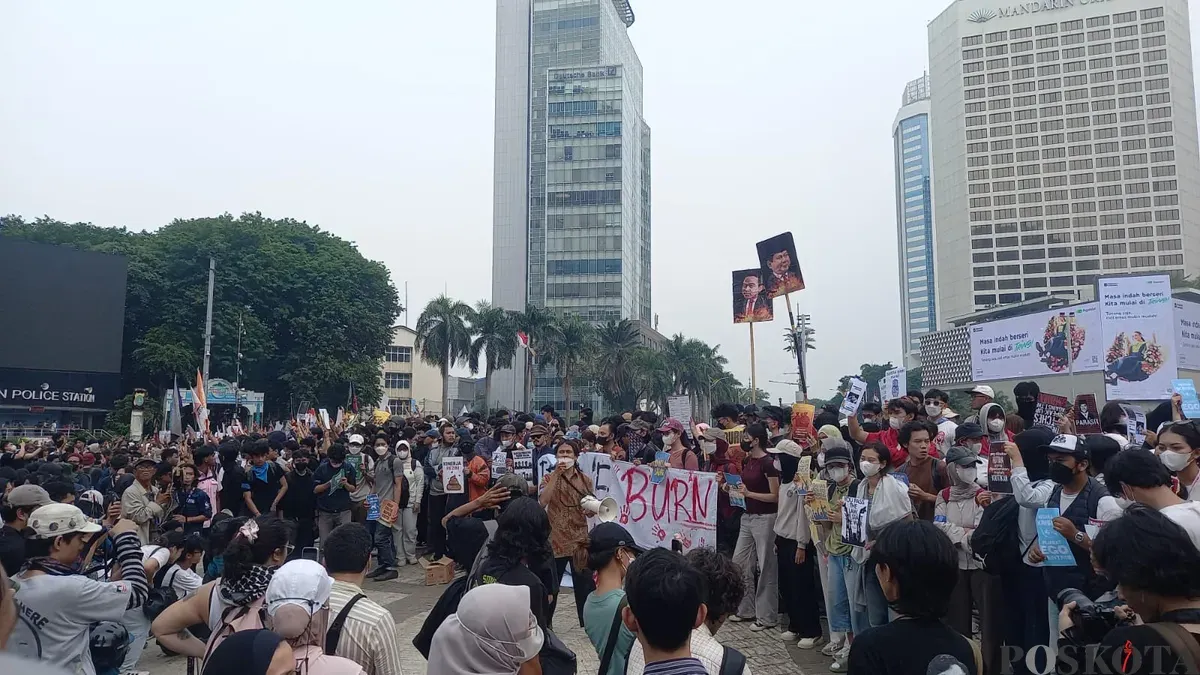 Aksi di kawasan Bundaran HI, Jakarta Pusat, Rabu, 28 Oktober 2026. (Sumber: Poskota/Ali Mansur)