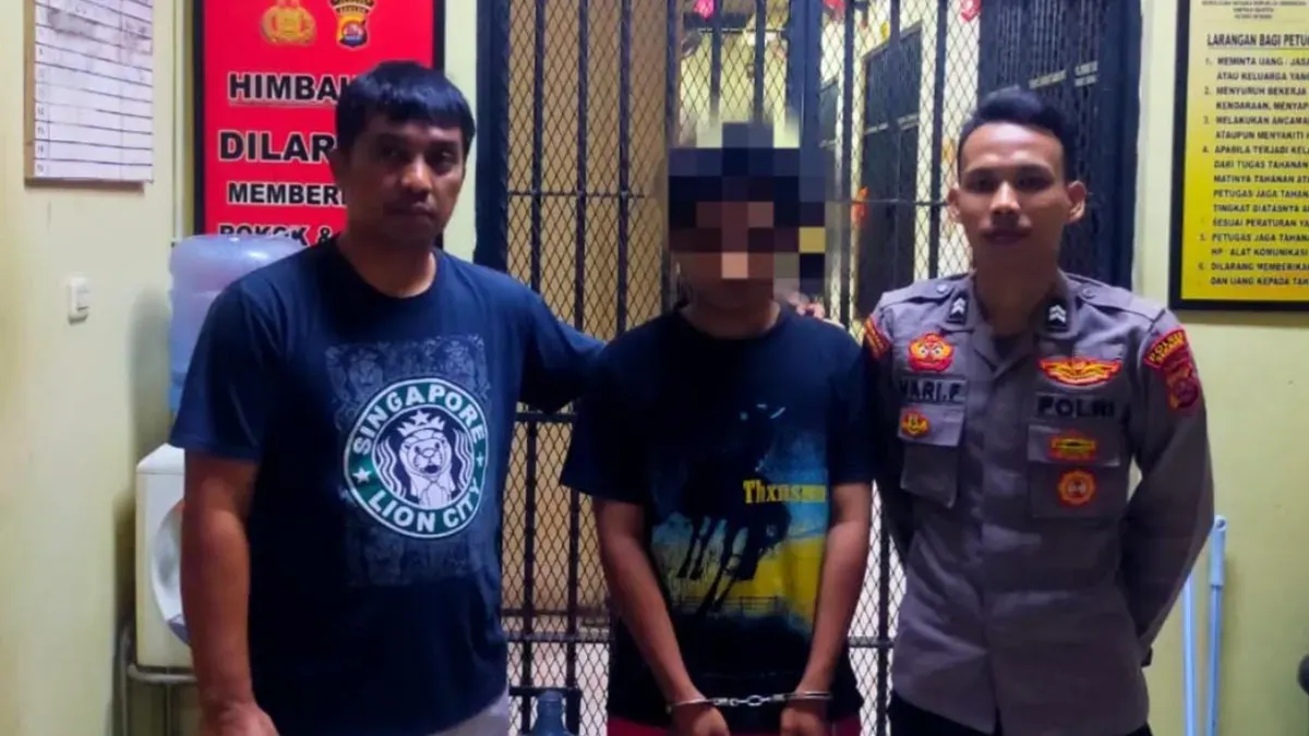 Tersangka TA sebelum dijebloskan ke penjara rutan Polres Serang atas dugaan peredaran tembakau sintetis. (Sumber: Polres Serang)