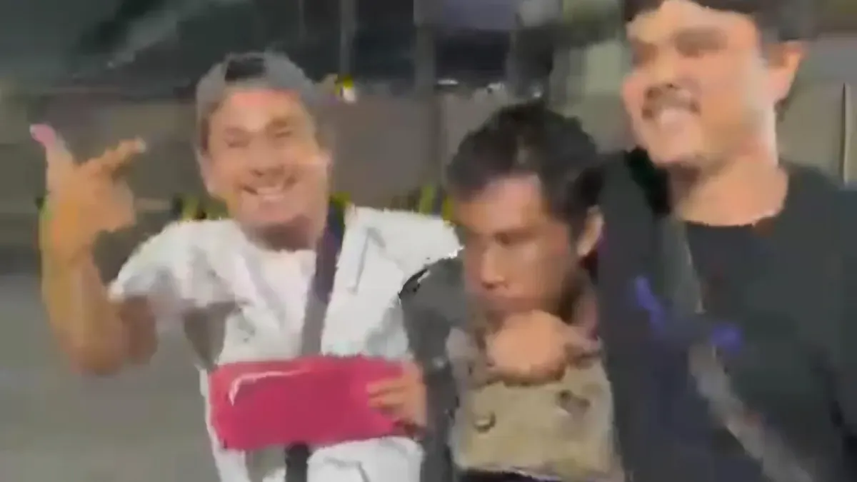 Pelaku saat diamankan pihak kepolisian di wilayah Merak, Banten. (Sumber: Istimewa)
