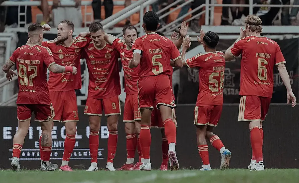 Persija Jakarta akan menghadapi Persib Bandung pada pekan kedua Super League 2026/2027 di SUGBK. (Sumber: Instagram/@persija)