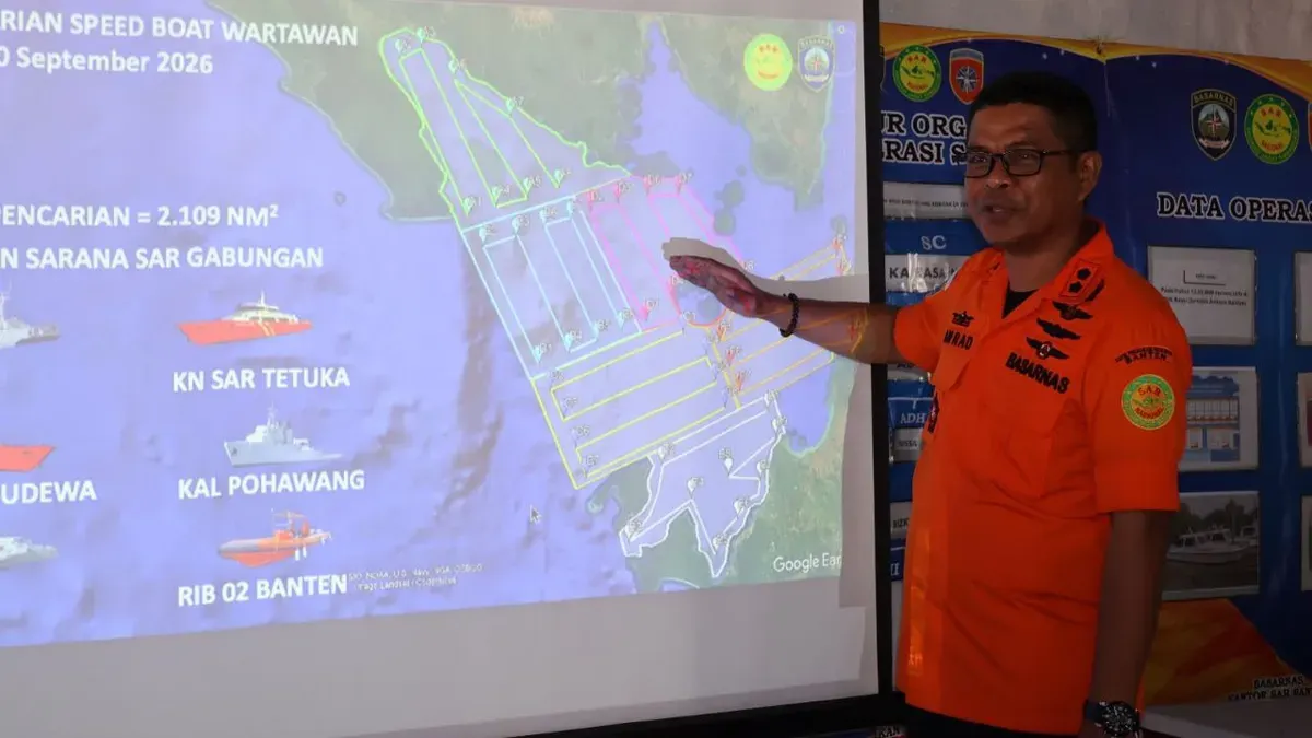 Tim SAR gabungan memperluas area pencarian rombongan jurnalis yang hilang kontak di perairan Selat Sunda, Kabupaten Pandeglang, Banten. (Sumber: Dok. Istimewa)