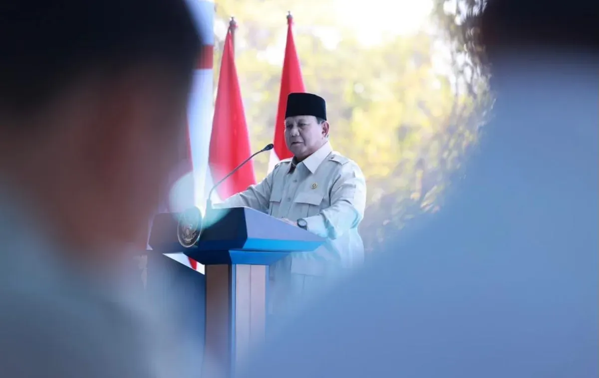 Presiden Republik Indonesia Prabowo Subianto menjadi sorotan setelah muncul klaim di media sosial yang menyebut dirinya memiliki garis keturunan Wali Songo. (Sumber: Instagram/@presidenrepublikindonesia)