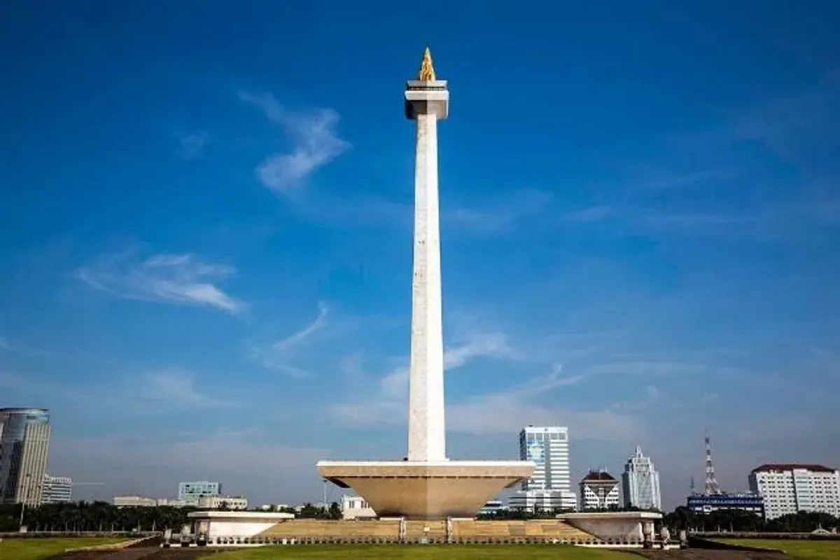 Sejumlah destinasi wisata Jakarta menawarkan pengalaman liburan yang beragam, mulai dari ruang hijau, wisata sejarah, hingga pemandangan kota. (Sumber: Wilkipedia)