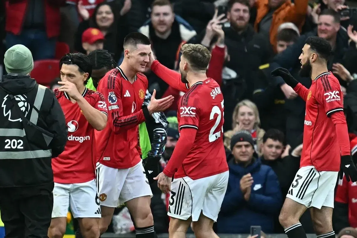 Manchester United bersiap menghadapi Fulham pada pekan kelima Premier League 2026/27 di Craven Cottage, Minggu (20/9/2026). (Sumber: Manchester United)