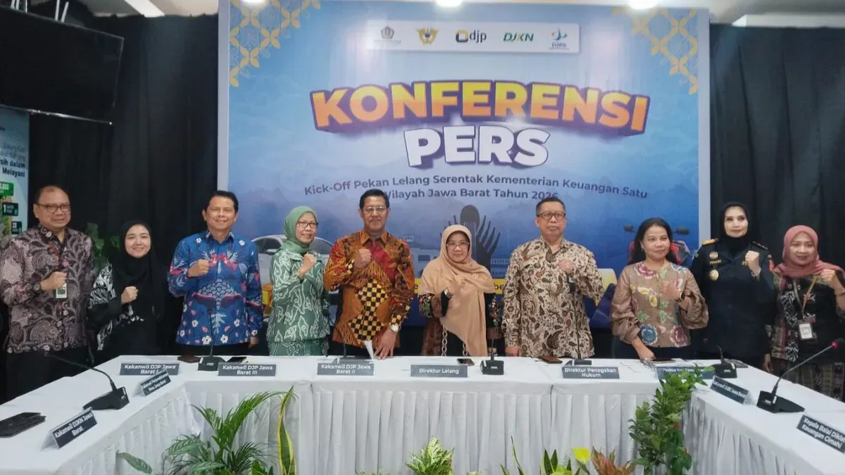 DJP wilayah Jabar menggelar lelang serentak terhadap 123 unit aset sitaan milik 70 perusahaan penunggak pajak. (Sumber: Dok. Istimewa)