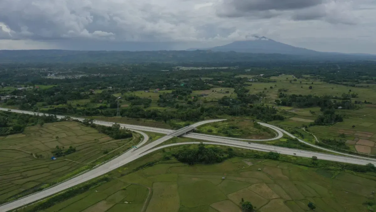 Ilustrasi jalan tol lintas Sumatera. (Sumber: Pemprov Aceh)