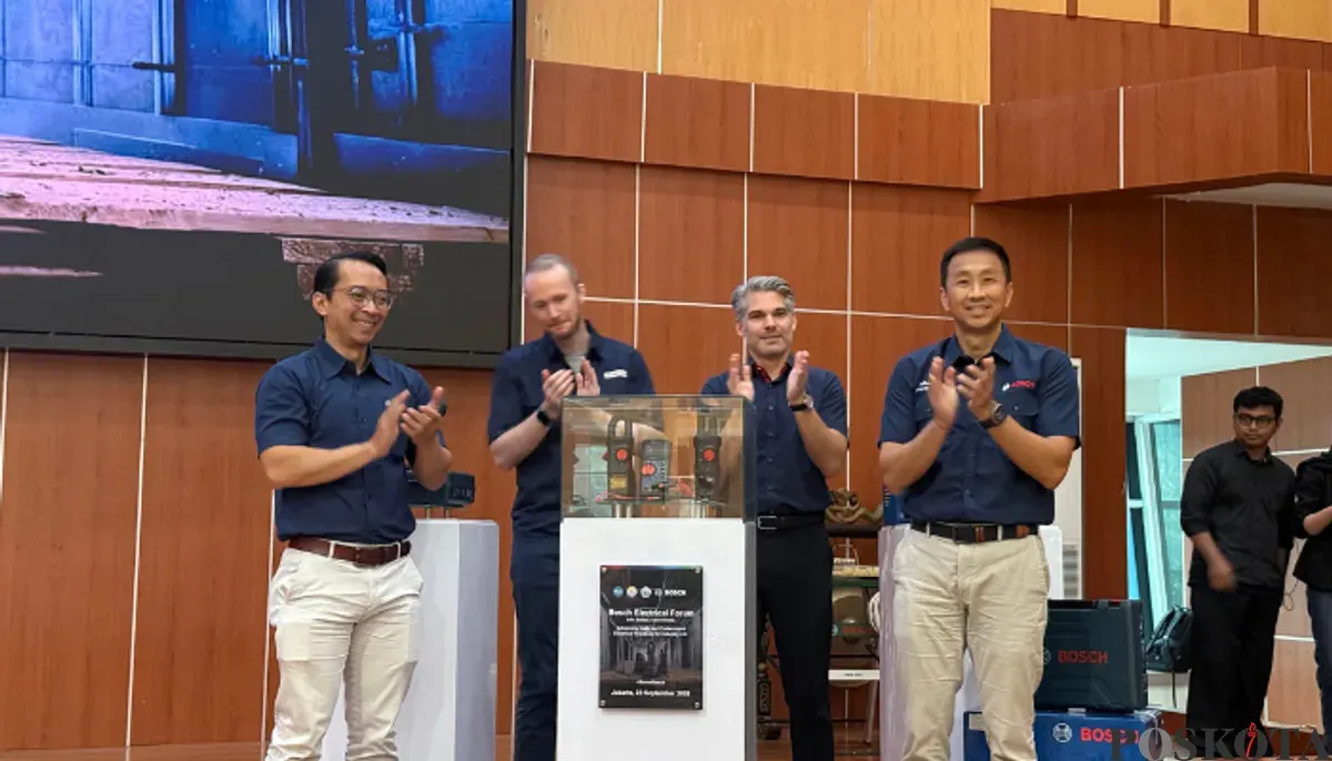 Bosch Power Tools membekali mahasiswa PNJ dengan tiga alat ukur kelistrikan terbaru. (Sumber: Poskota/Aldi Harlanda Irawan)
