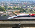 Kereta Cepat Whoosh melayani perjalanan dari Stasiun Halim menuju wilayah Bandung dengan waktu tempuh sekitar 30 menit. (Sumber: Dok. KCIC)