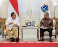 Gubernur DKI Jakarta, Pramono Anung (kiri) bersama Menteri Keuangan, Suahasil Nazara (kanan) saat di Balai Kota Jakarta, Selasa 27 Oktober 2026. (Sumber: Instagram/@pramonoanungw)