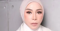 Penampilan Terbaru Melly Goeslaw Bikin Netizen Kaget hingga Disebut Mirip Aming: Kok Bisa? (Sumber: Instagram/dhirmanputra)